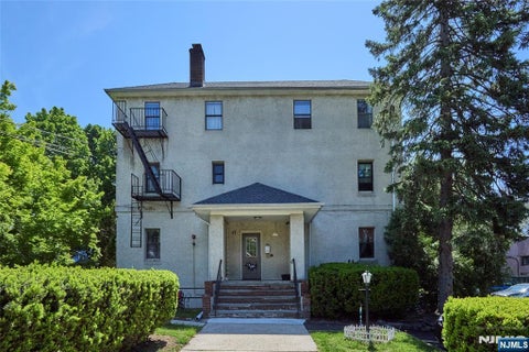 Photo of 57 Brookway Avenue #2D, Englewood, NJ 07631 (MLS # 26033303)