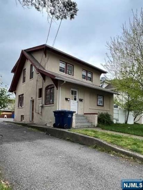 Photo of 114 Atlantic St #2, Hackensack, NJ 07601 (MLS # 26000550)