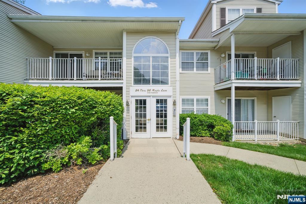 Property for Sale at 92 Maple Lane 3021, Mount Arlington Boro, New Jersey - Bedrooms: 2 
Bathrooms: 2  - $365,000