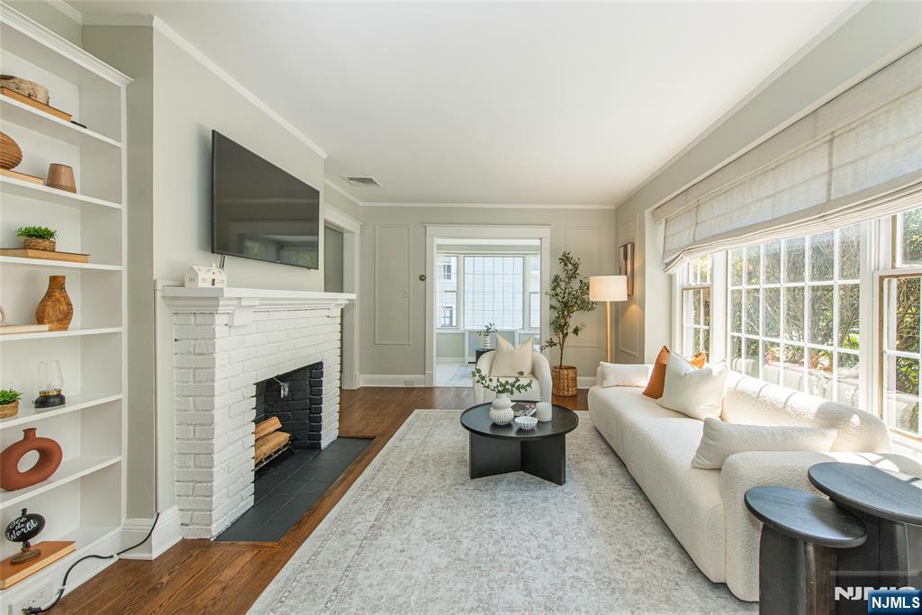 19 Carolin Road
