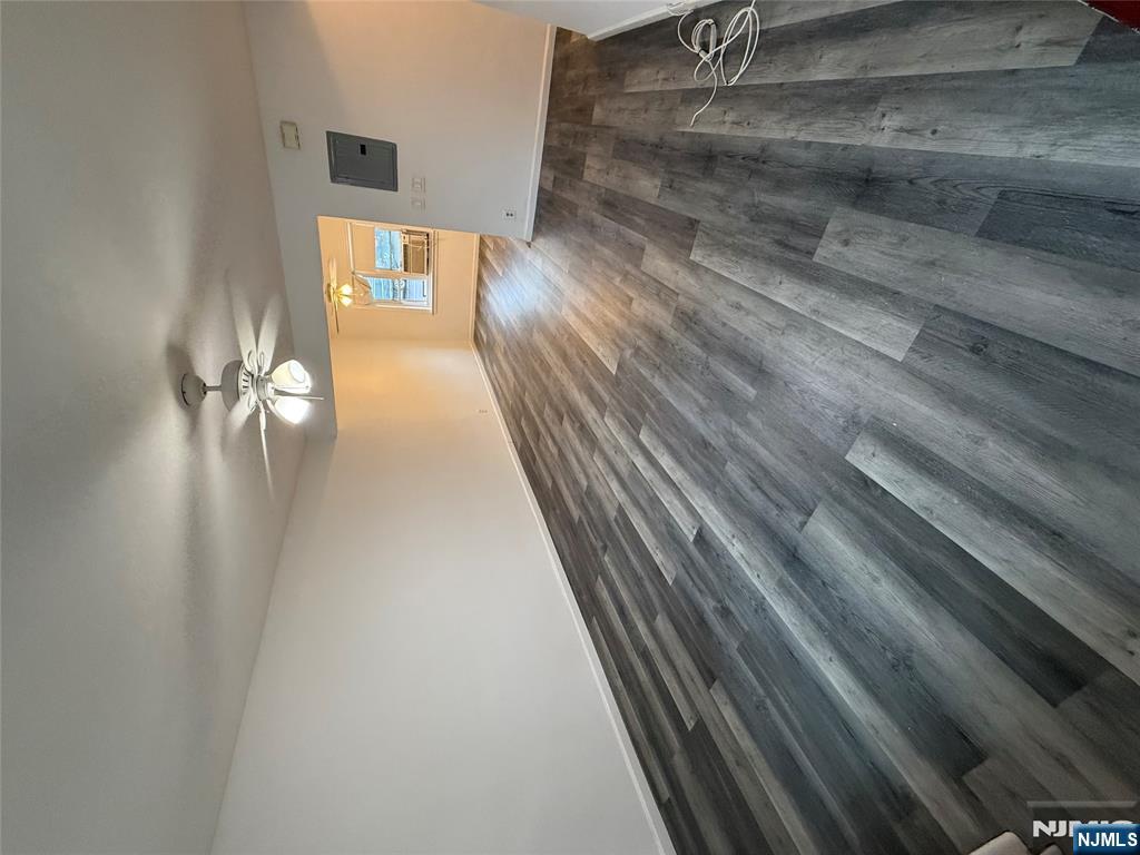 292 Esplanade 35