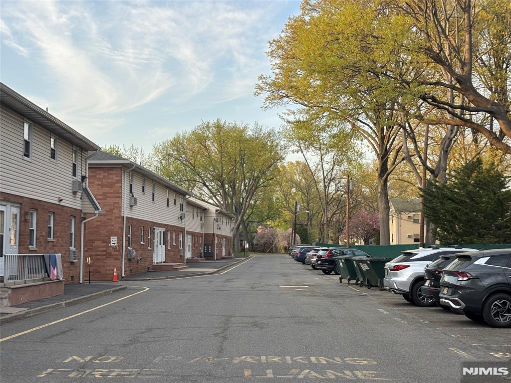 24C Lakeview Avenue 24C