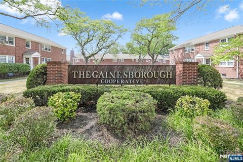 251 Bogert 2A River Edge NJ 07661