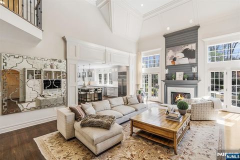 Photo of 390 Lavelle Court, Wyckoff, NJ 07481 (MLS # 26012020)