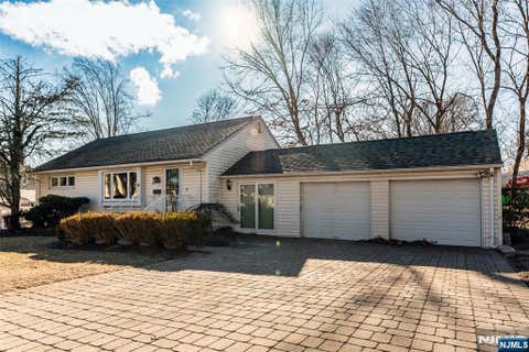 Photo of 682 Sycamore St, Paramus, NJ 07652 (MLS # 26031857)