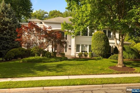 Photo of 8 Church Court, Closter, NJ 07624 (MLS # 25023502)