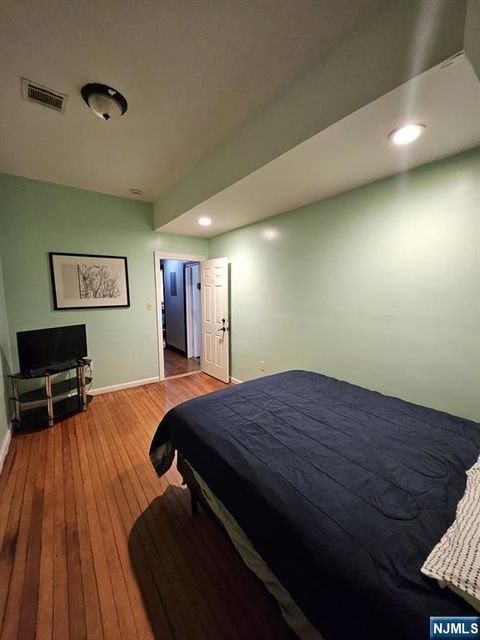 Photo of 209 Mount Prospect Ave #23, Newark, NJ 07104 (MLS # 26005965)