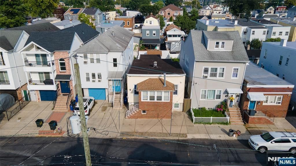 Photo of 622 N 9th Street, Newark, NJ 07107 (MLS # 25026532)