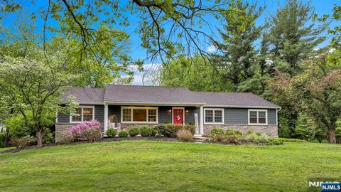 468 Manchester Way Wyckoff NJ 07481