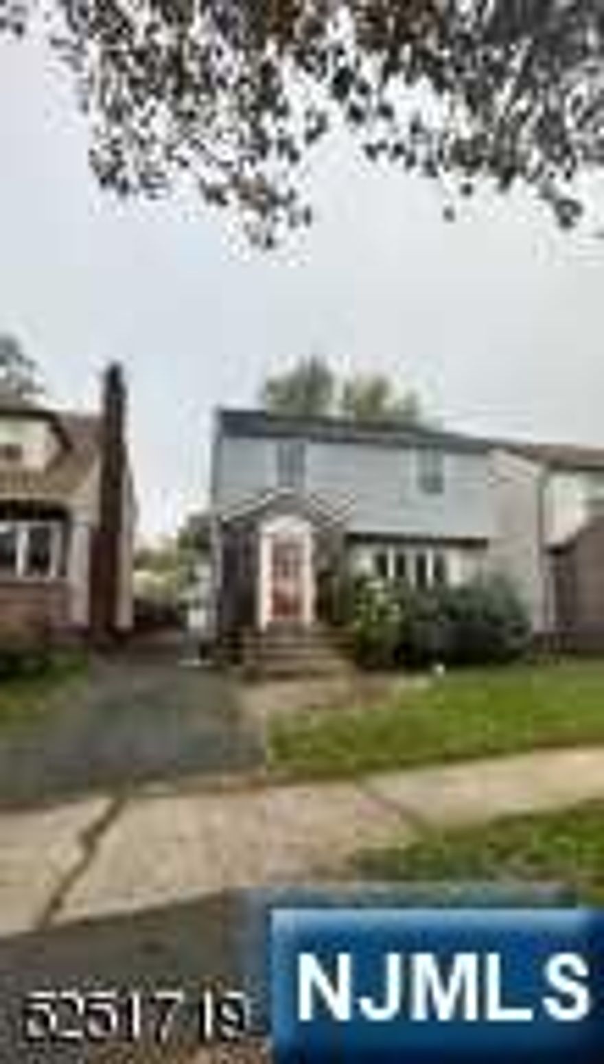 Introducing a Stunning 3-Bedroom 2 Bath Home with Finished Basement, Detached Garage, and Ivy Park Proximity!Are you ready to discover your dream home in a prime location? Thrilled to present this exceptional 3-bedroom, 2-bathroom residence with a fully finished basement, laundry room, rec room, utility room, a blacktop driveway, and a detached garage. Located right next to the picturesque Ivy Park and the prestigious Seton Hall University, this property offers the perfect blend of comfort, convenience, and charm.