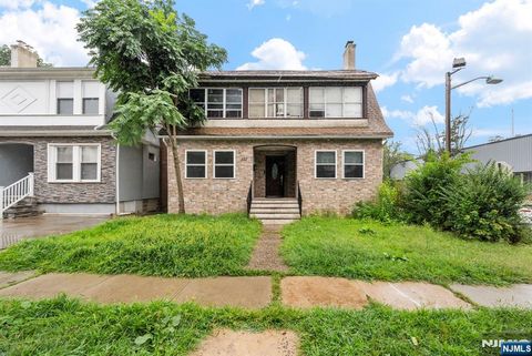 323 Glenwood Avenue East Orange NJ 07017