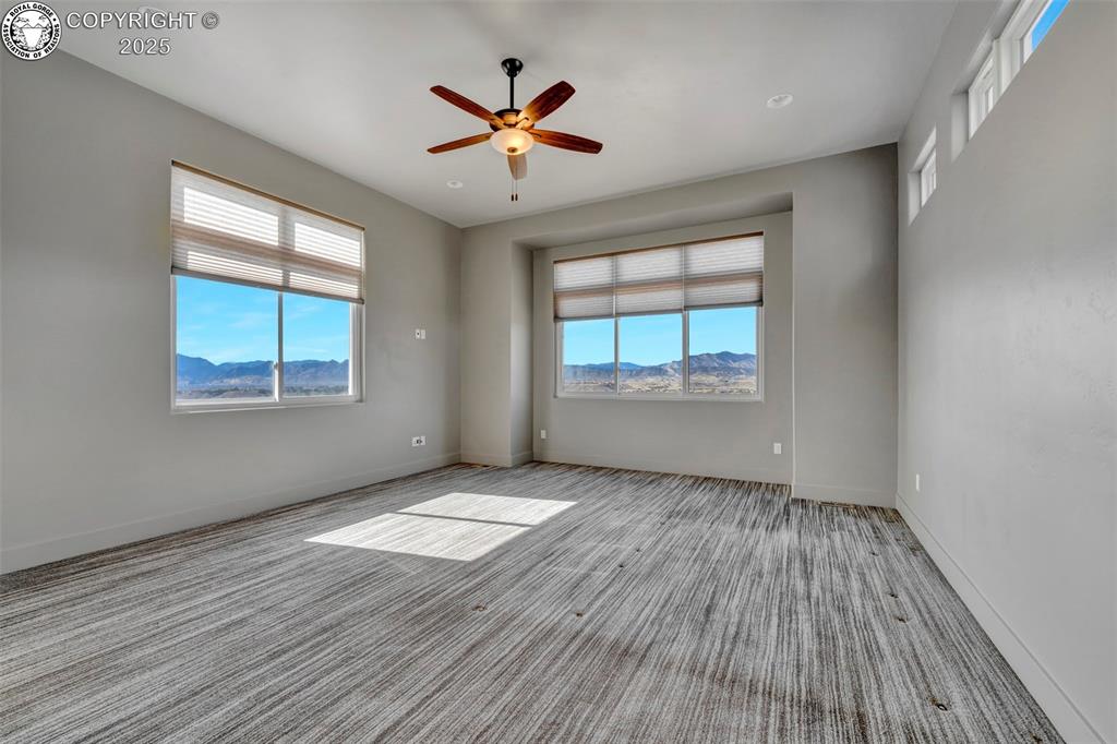 Canon City, Colorado 81212, United States, 4 Bedrooms Bedrooms, ,3 BathroomsBathrooms,Residential,Pending,8070