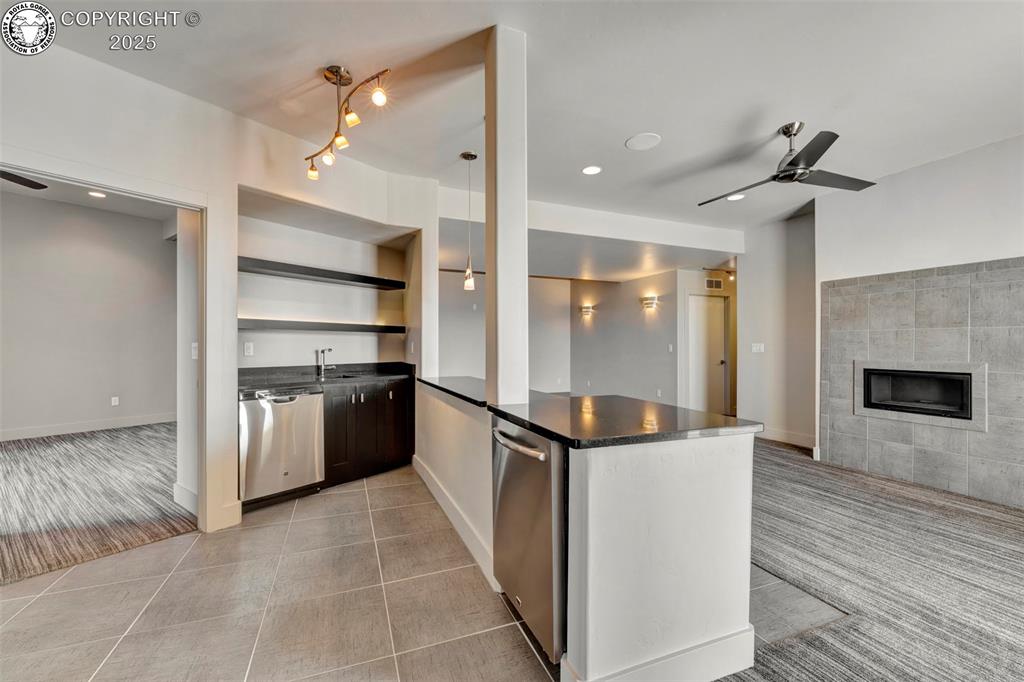 Canon City, Colorado 81212, United States, 4 Bedrooms Bedrooms, ,3 BathroomsBathrooms,Residential,Pending,8070