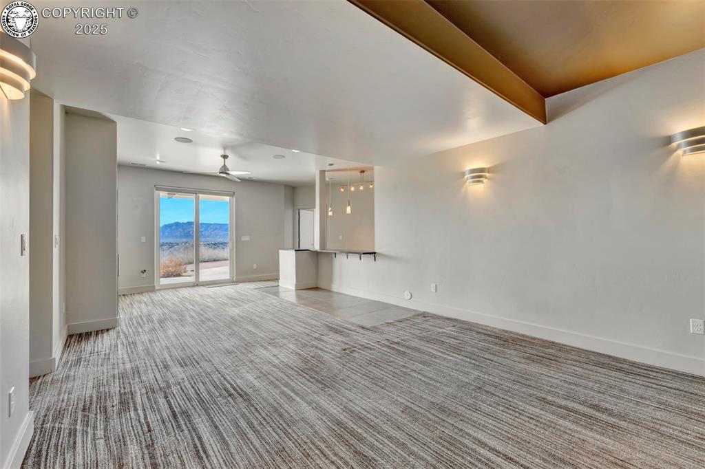 Canon City, Colorado 81212, United States, 4 Bedrooms Bedrooms, ,3 BathroomsBathrooms,Residential,Pending,8070