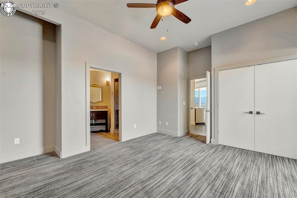 Canon City, Colorado 81212, United States, 4 Bedrooms Bedrooms, ,3 BathroomsBathrooms,Residential,Pending,8070