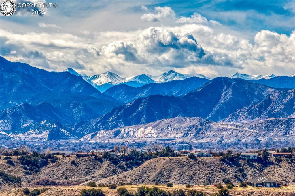 Canon City, Colorado 81212, United States, 4 Bedrooms Bedrooms, ,3 BathroomsBathrooms,Residential,Pending,8070