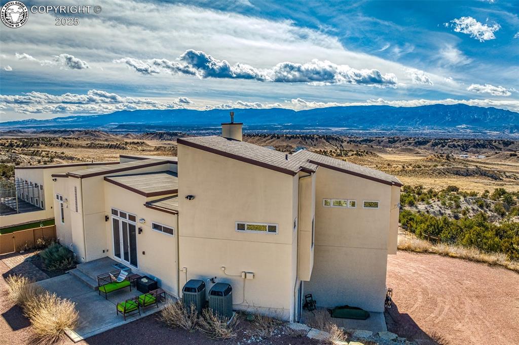 Canon City, Colorado 81212, United States, 4 Bedrooms Bedrooms, ,3 BathroomsBathrooms,Residential,Pending,8070