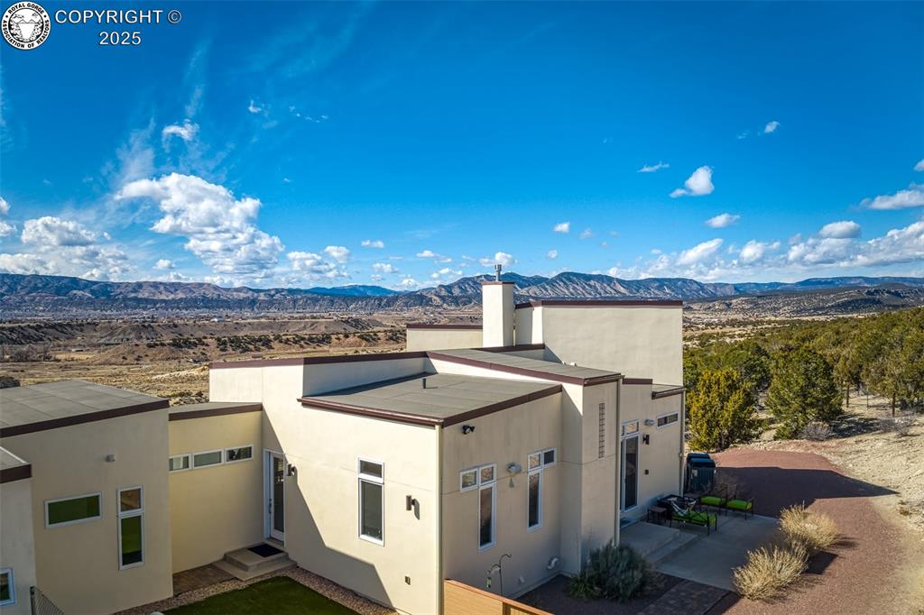 Canon City, Colorado 81212, United States, 4 Bedrooms Bedrooms, ,3 BathroomsBathrooms,Residential,Pending,8070