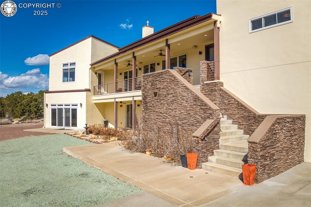 Canon City, Colorado 81212, United States, 4 Bedrooms Bedrooms, ,3 BathroomsBathrooms,Residential,Pending,8070