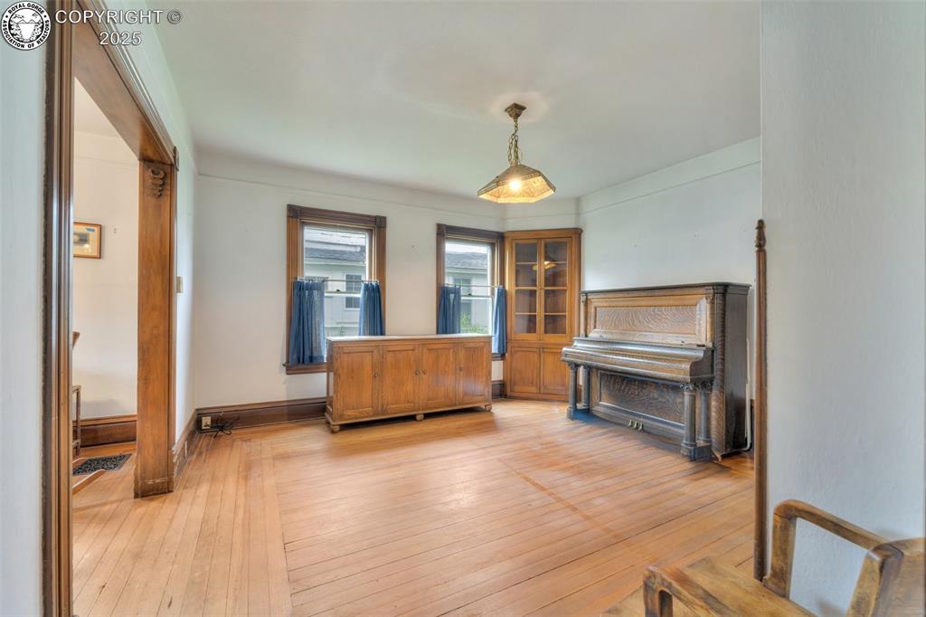 Colorado Springs, Colorado 80907, United States, 3 Bedrooms Bedrooms, ,1 BathroomBathrooms,Residential,Active,189727