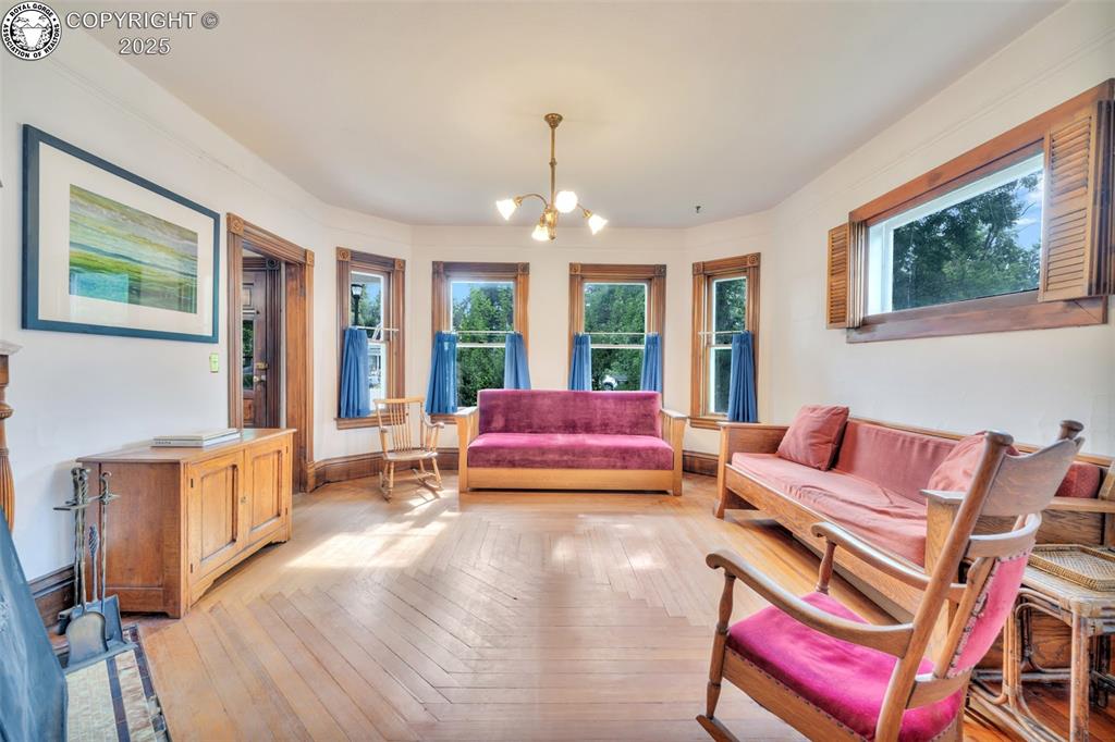 Colorado Springs, Colorado 80907, United States, 3 Bedrooms Bedrooms, ,1 BathroomBathrooms,Residential,Active,189727