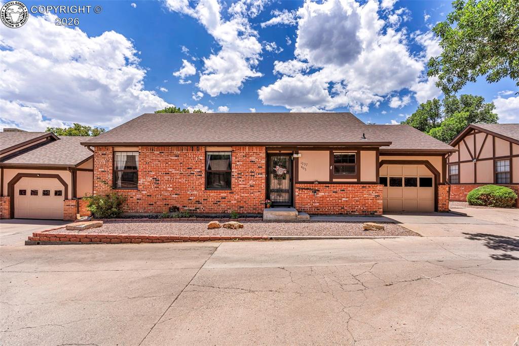 Welcome to 1037 Woodlawn Ave #405 in Canon City CO!
