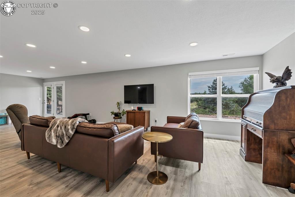 Canon City, Colorado 81212, United States, 5 Bedrooms Bedrooms, ,3 BathroomsBathrooms,Residential,Active,184413