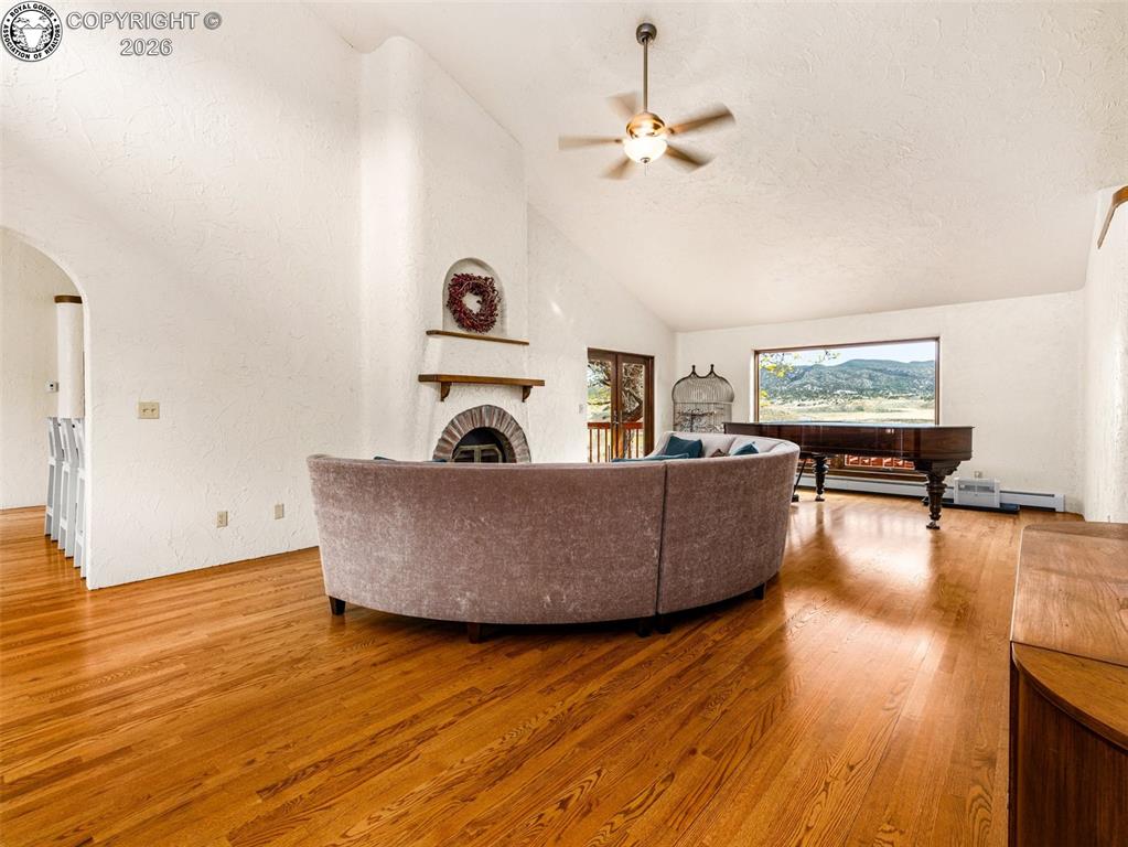 1064 Ridgeview Place