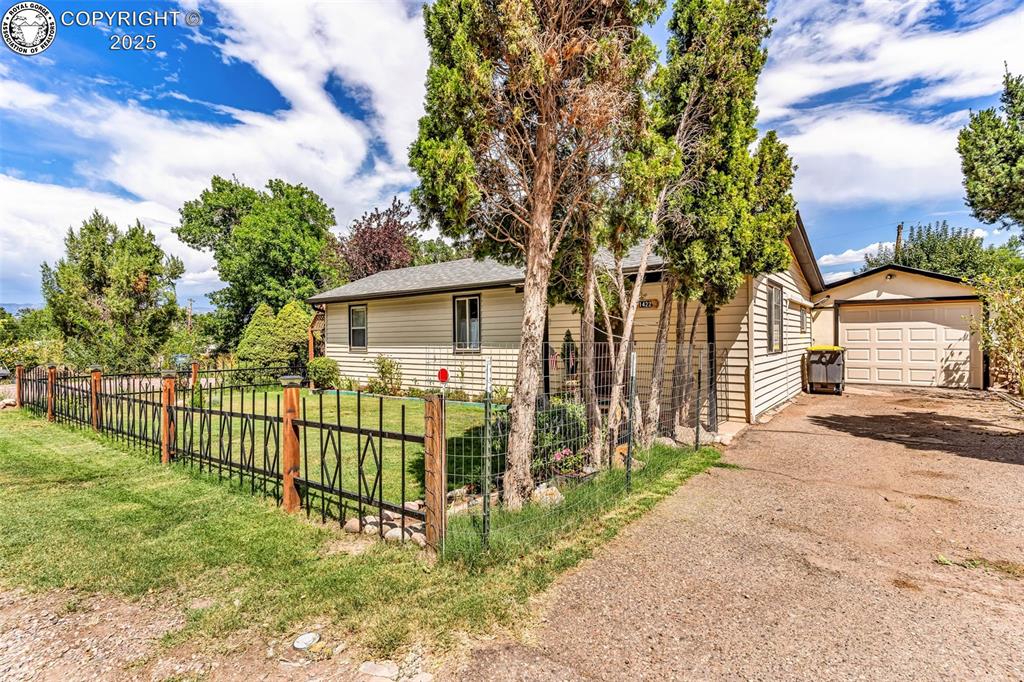 Canon City, Colorado 81212, United States, 2 Bedrooms Bedrooms, ,1 BathroomBathrooms,Residential,Active,196674