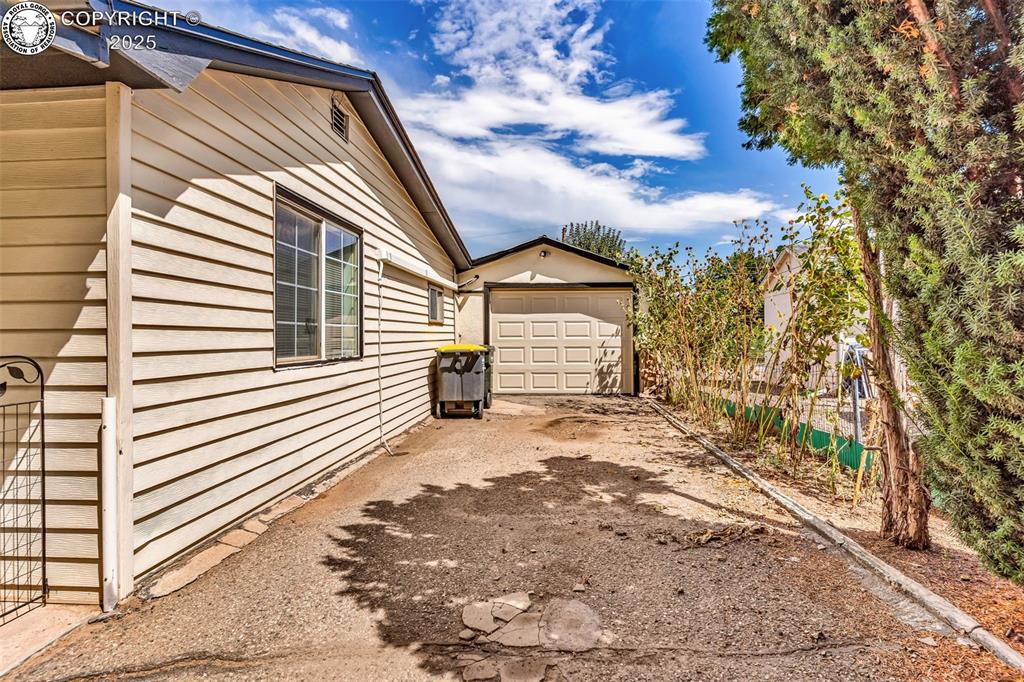Canon City, Colorado 81212, United States, 2 Bedrooms Bedrooms, ,1 BathroomBathrooms,Residential,Active,196674