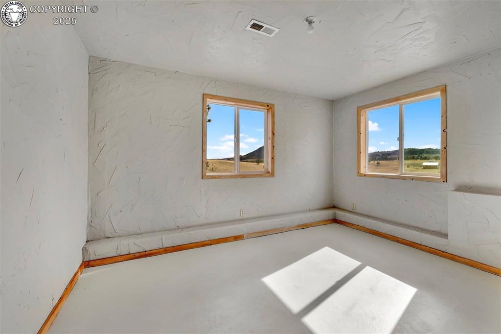 Guffey, Colorado 80820, United States, 3 Bedrooms Bedrooms, ,2 BathroomsBathrooms,Residential,Active,77929