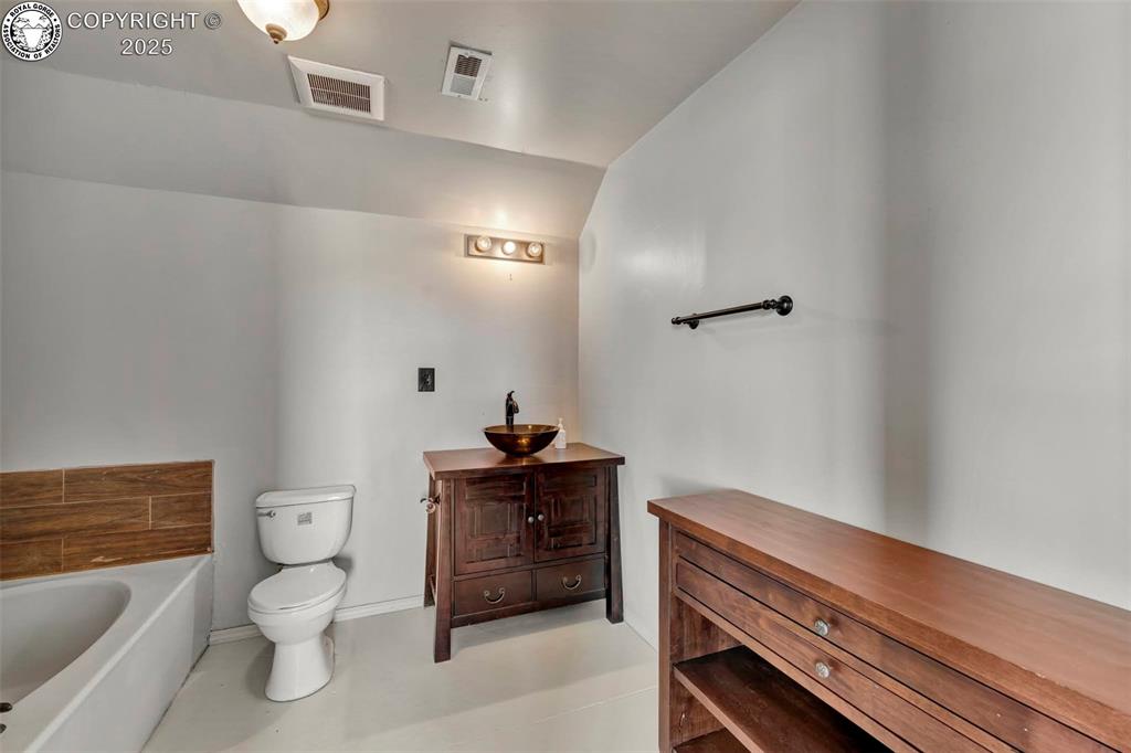 Guffey, Colorado 80820, United States, 3 Bedrooms Bedrooms, ,2 BathroomsBathrooms,Residential,Active,77929