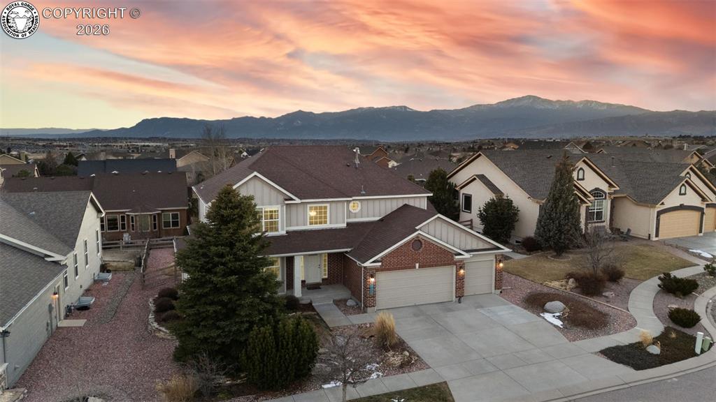 8856 Country Creek Trail