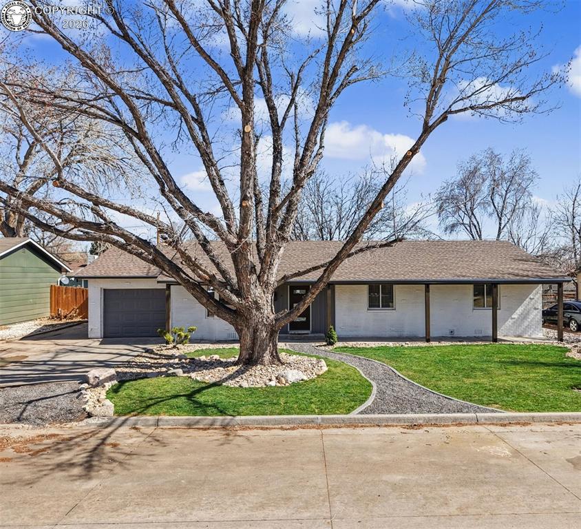 536 Barrett Ave. Ranch style, 3 beds, 2 baths, 1684sqft, 1 car attached garage