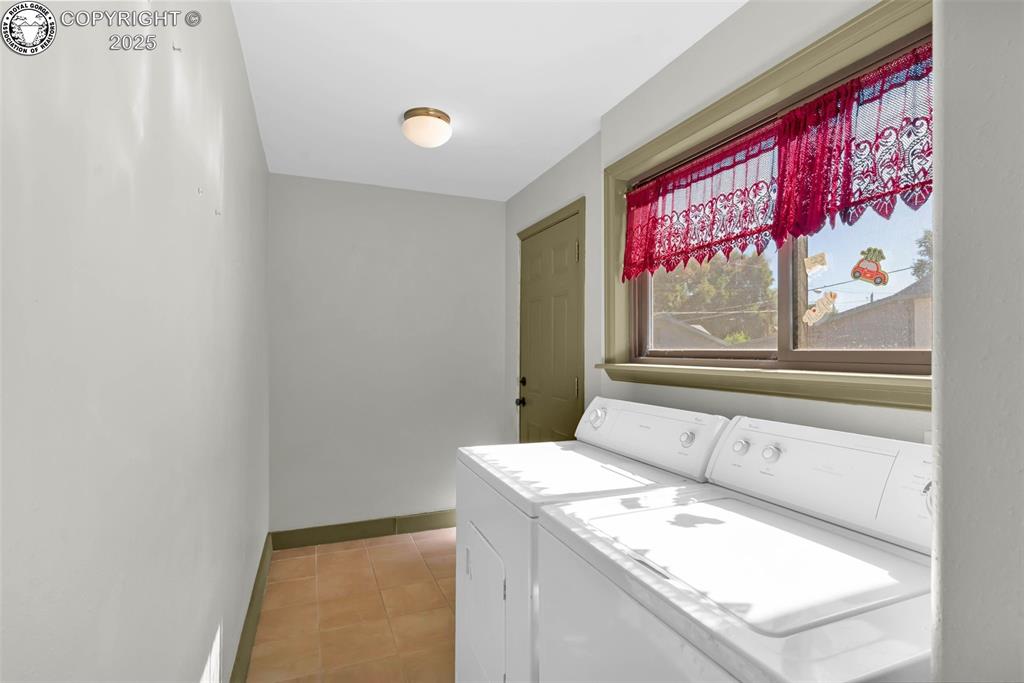 Florence, Colorado 81226, United States, 2 Bedrooms Bedrooms, ,1 BathroomBathrooms,Residential,Pending,209381