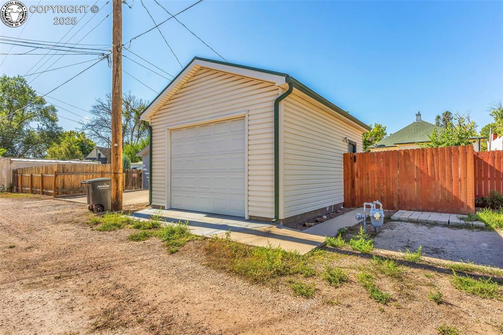 Florence, Colorado 81226, United States, 2 Bedrooms Bedrooms, ,1 BathroomBathrooms,Residential,Pending,209381