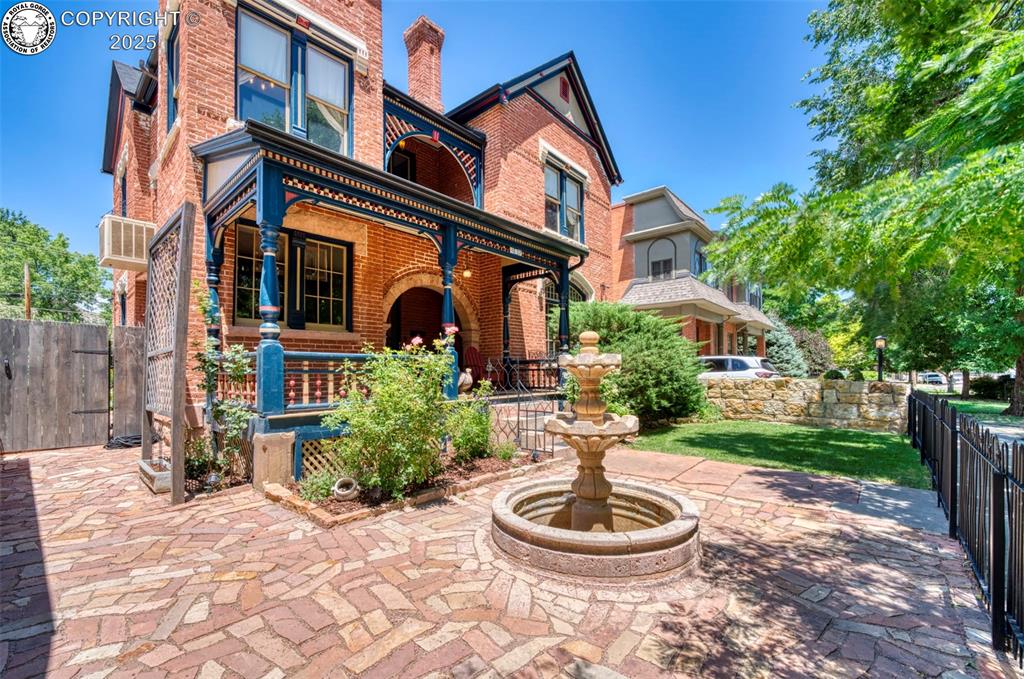 417 Greenwood Avenue