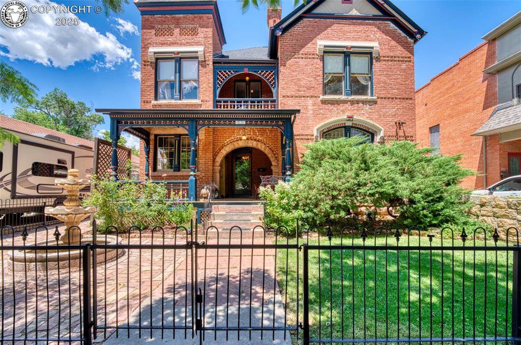 417 Greenwood Avenue