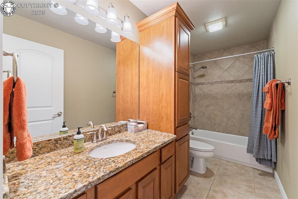 Canon City, Colorado 81212, United States, 3 Bedrooms Bedrooms, ,2 BathroomsBathrooms,Residential,Active,3561