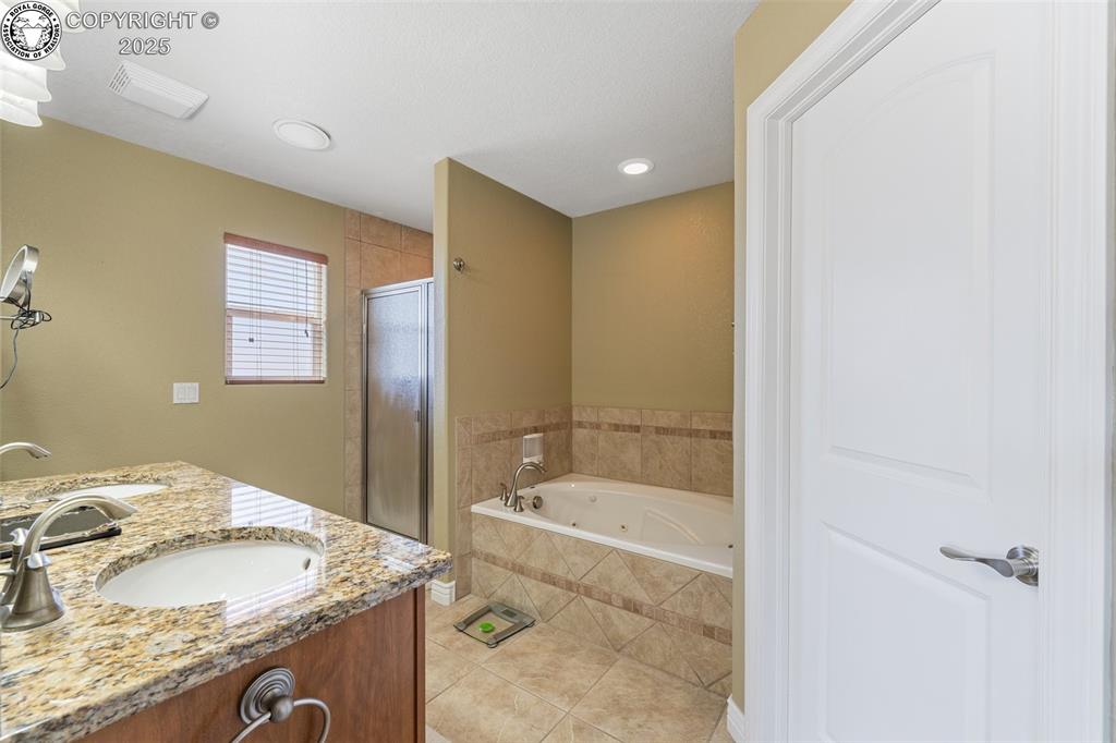 Canon City, Colorado 81212, United States, 3 Bedrooms Bedrooms, ,2 BathroomsBathrooms,Residential,Active,3561