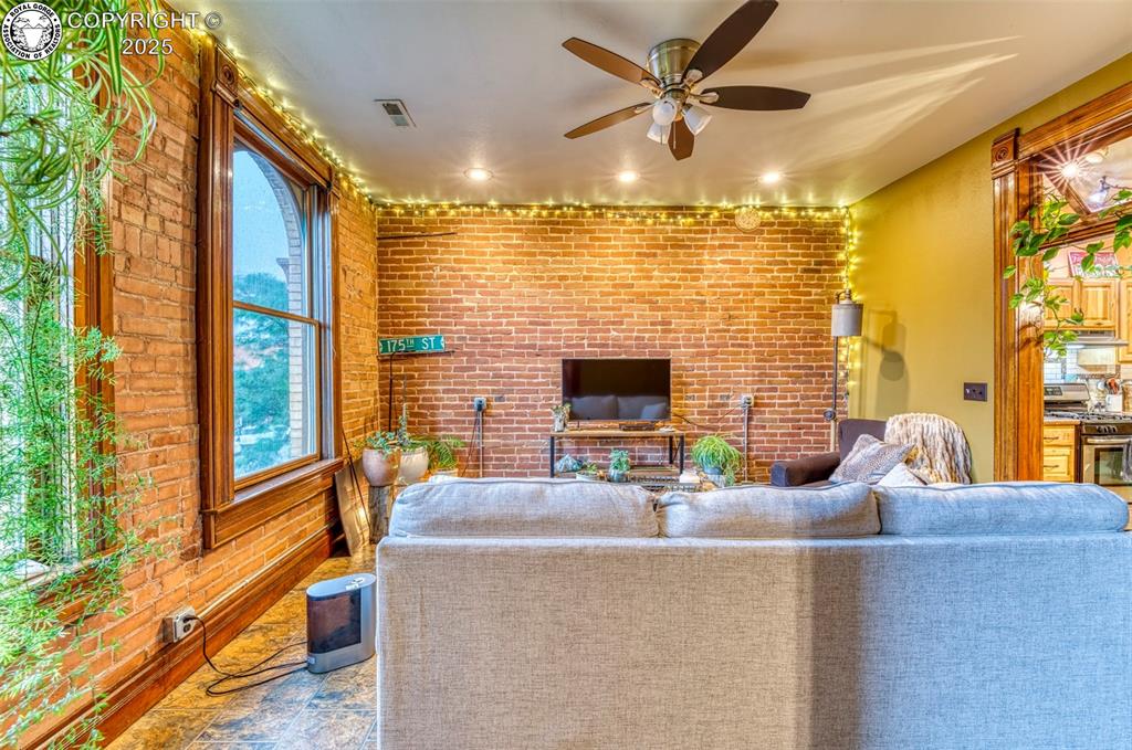 Canon City, Colorado 81212, United States, 2 Bedrooms Bedrooms, ,2 BathroomsBathrooms,Residential,Active,152692