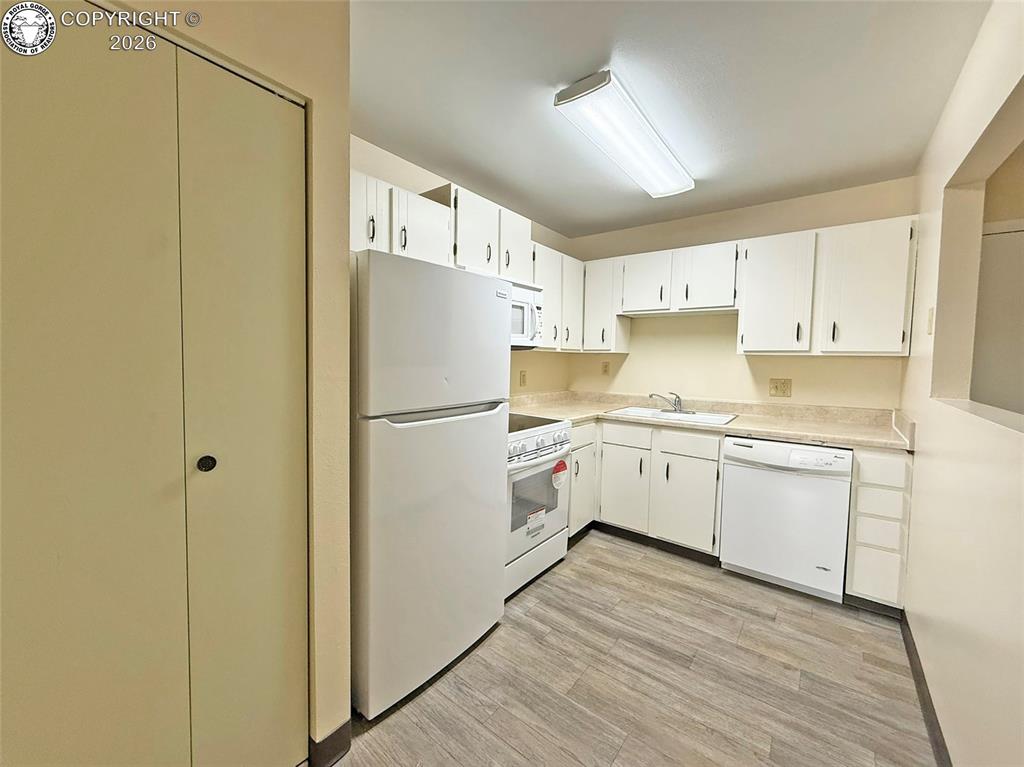 547 Yale Place 101 thru 304