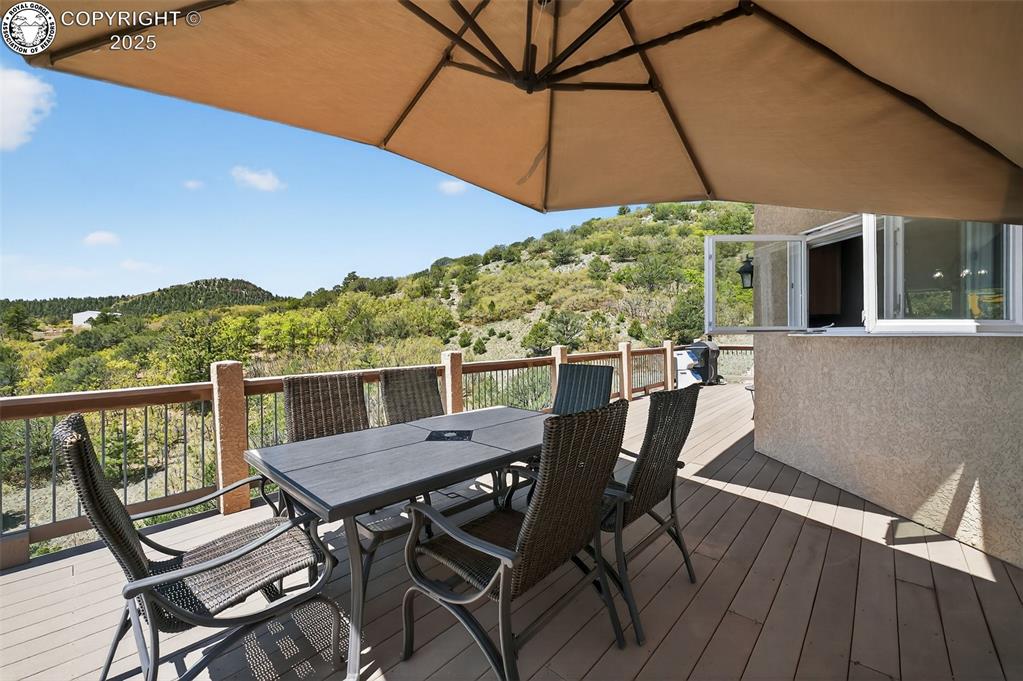 369 Canterbury Court