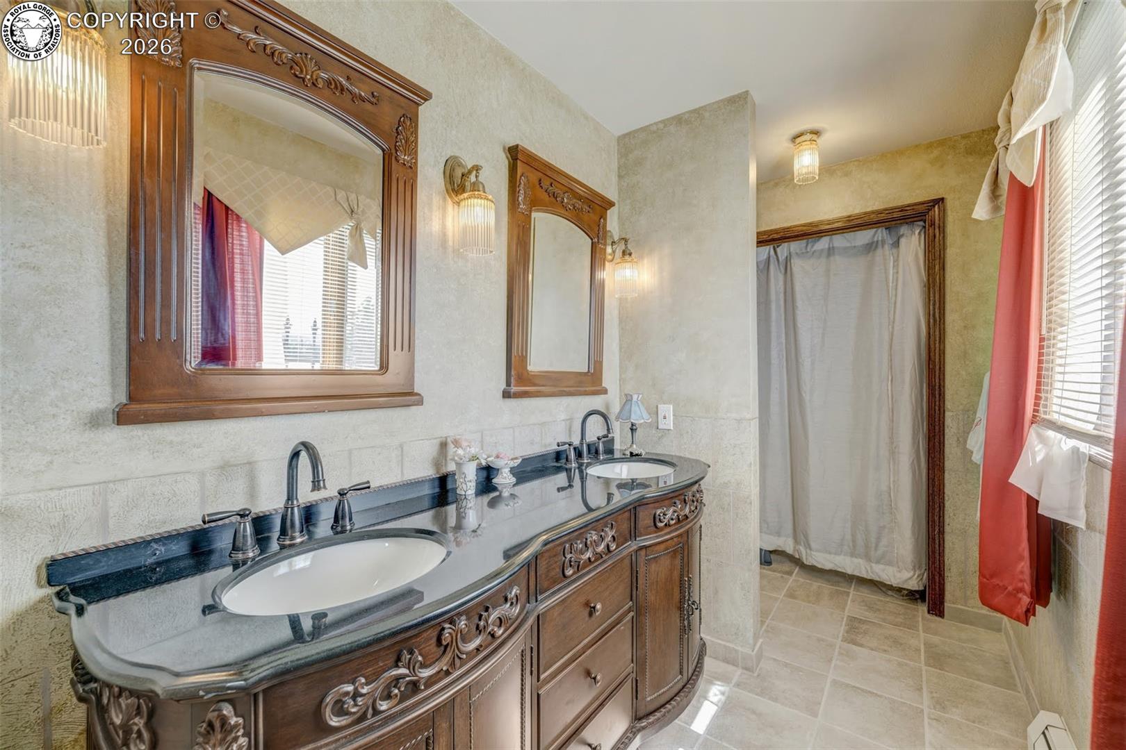 1115 M St, Penrose, CO, 81240, USA, 3 Bedrooms Bedrooms, ,3 BathroomsBathrooms,Residential,Active,1115 M St,9660678