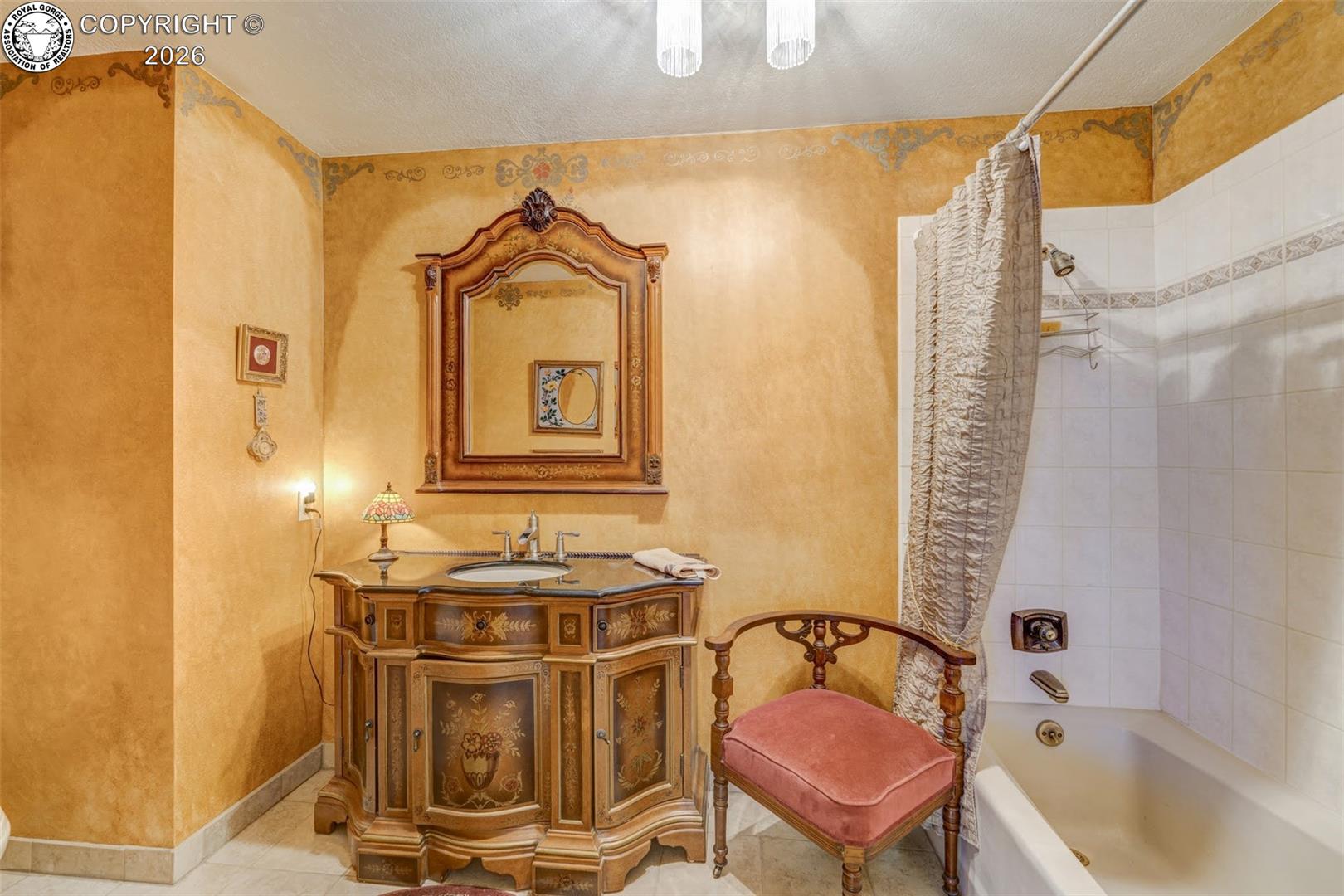 1115 M St, Penrose, CO, 81240, USA, 3 Bedrooms Bedrooms, ,3 BathroomsBathrooms,Residential,Active,1115 M St,9660678