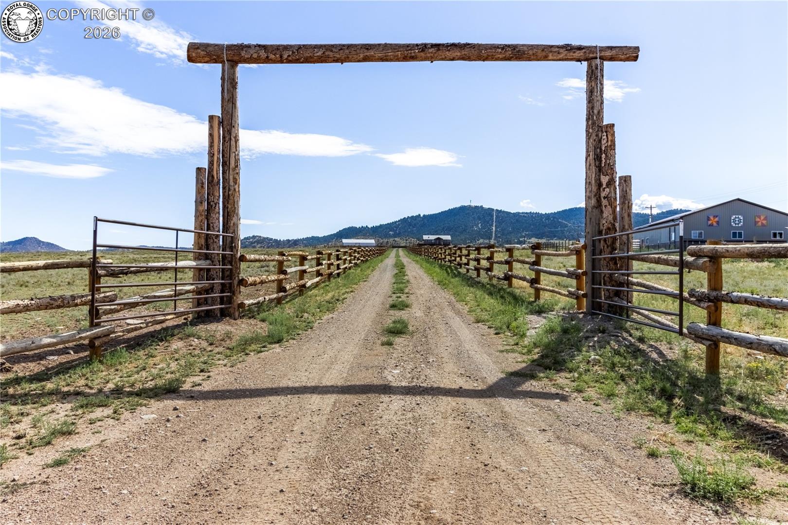 3042 Highway 96