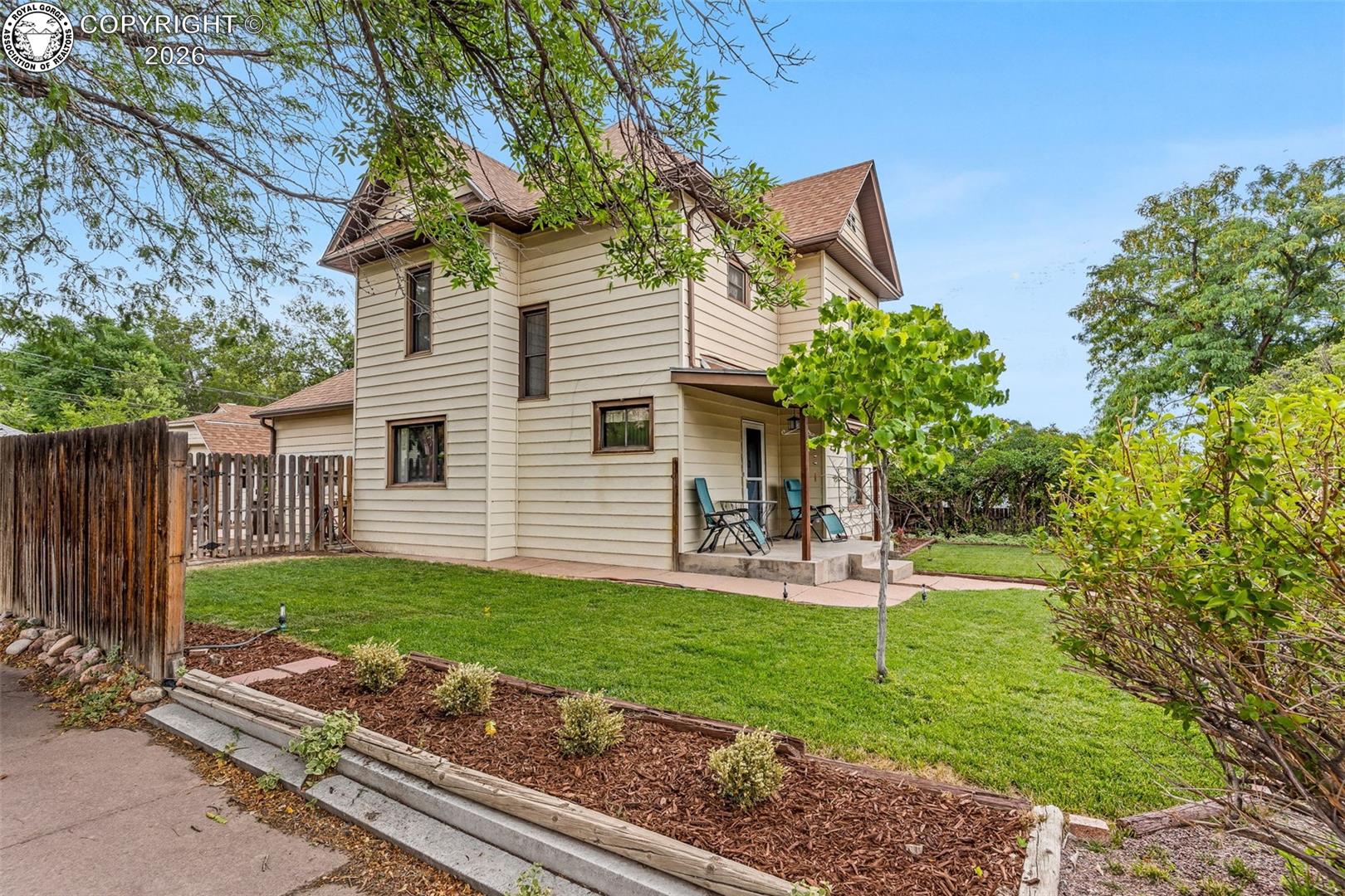 503 Forest Avenue - Photo 4