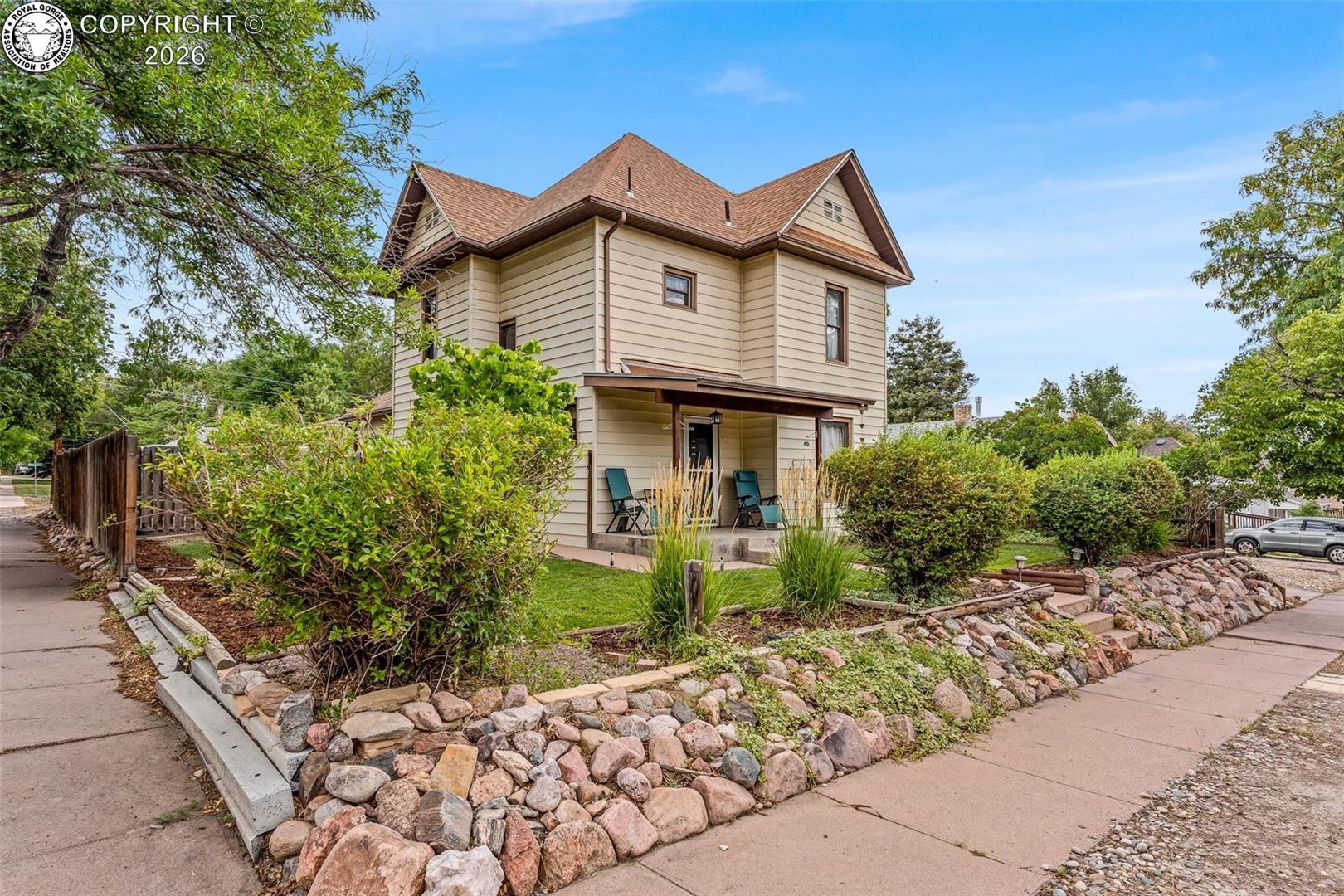 503 Forest Avenue - Photo 3