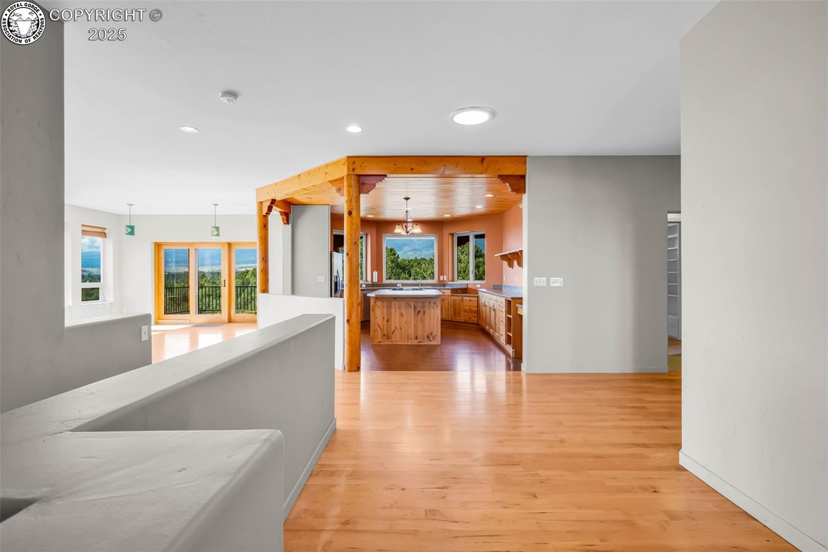 692 Sunrise Ridge NA