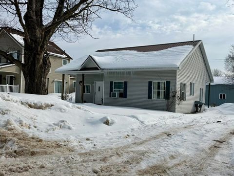 Photo of 409 Walnut, Kalkaska Township, MI 49633 (MLS # 78080065507)